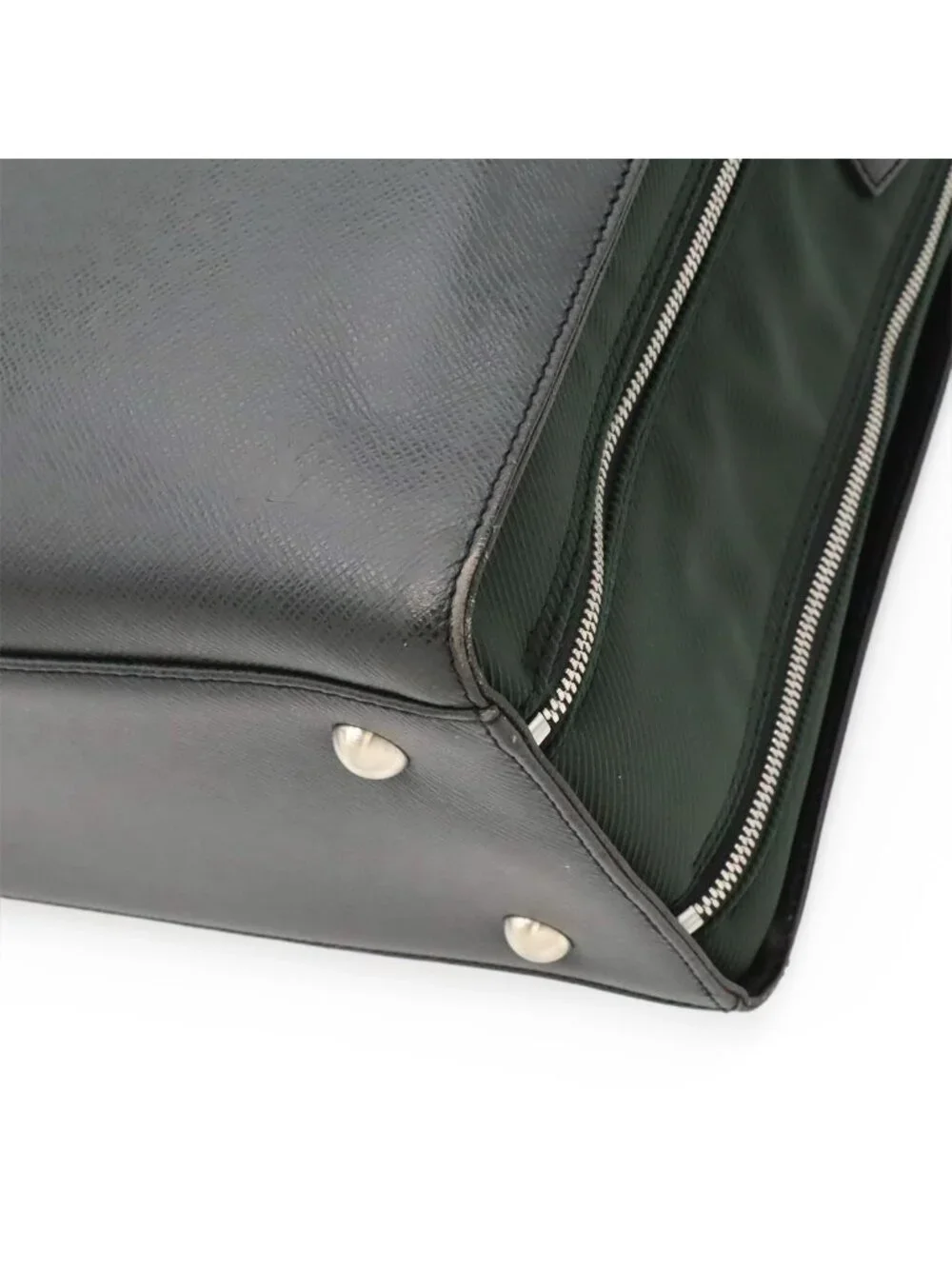 Louis Vuitton Taiga Nevski Business Briefcase Document Purse Ardoise Black